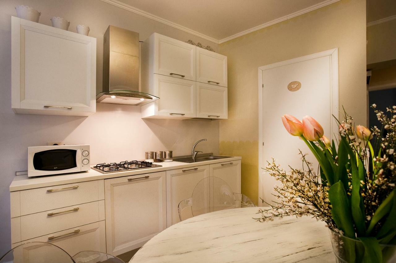 Appartement Casa Di Charme "Rosa-Rosae" à Vérone Extérieur photo