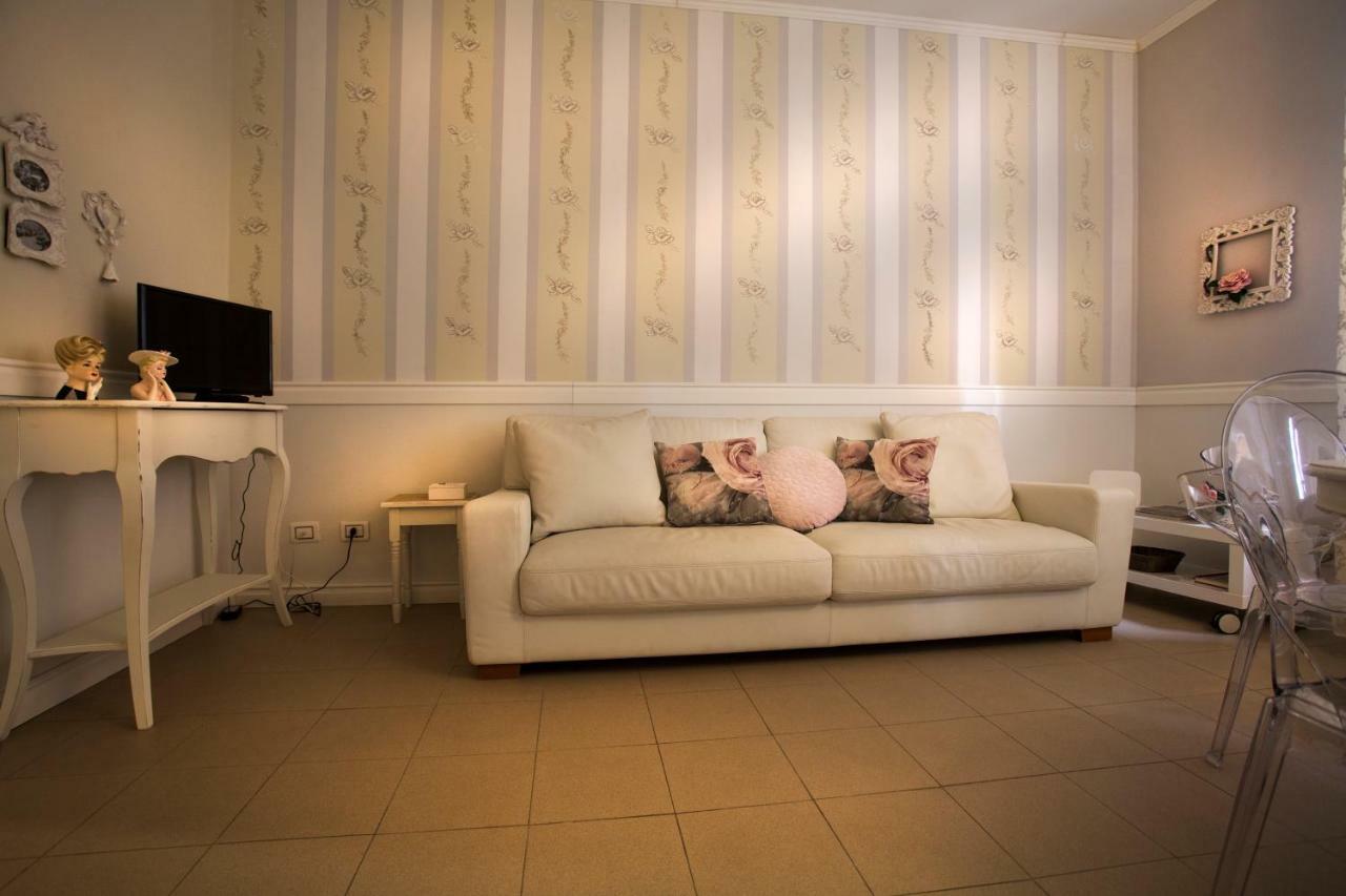 Appartement Casa Di Charme "Rosa-Rosae" à Vérone Extérieur photo