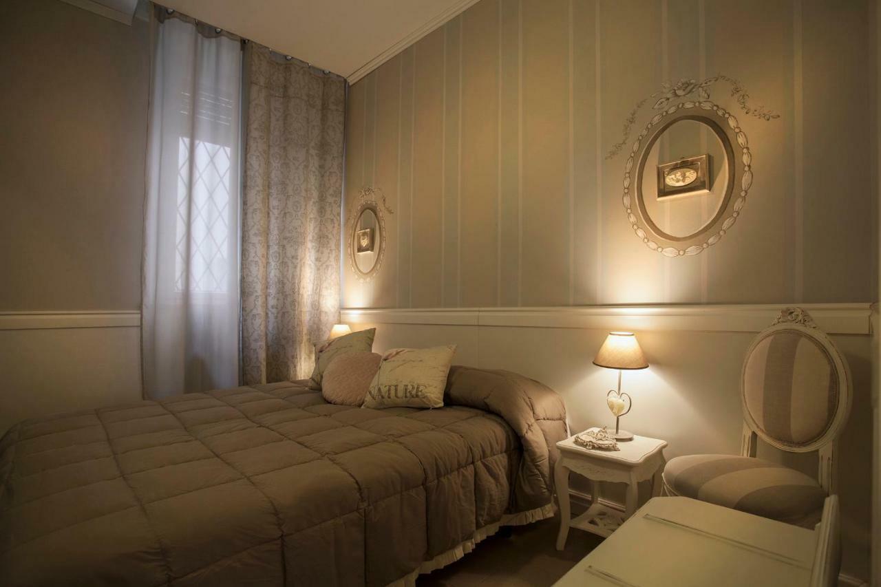 Appartement Casa Di Charme "Rosa-Rosae" à Vérone Extérieur photo